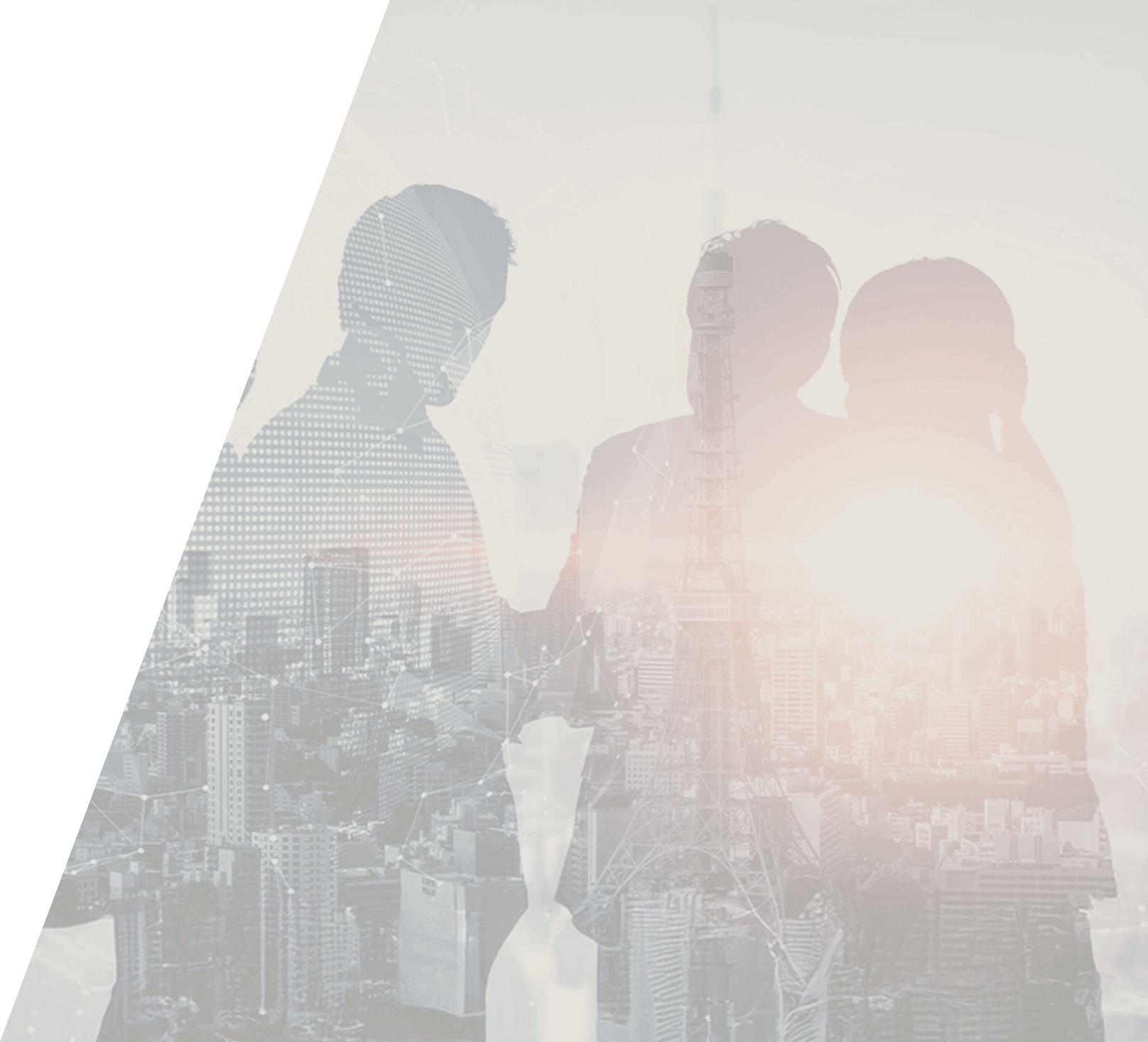 東京タワーが見える街の風景と3人のビジネスパーソンのシルエットが重なっている